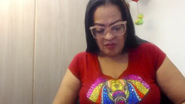 Snapshot of menfismuller2 chatting on June 2026 07:59:01 PM menfismuller2 online show from June 2026 07:59:01 PM