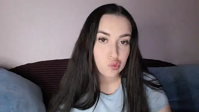 Snapshot of vitalina_freedom chatting on November 2025 11:16:02 AM vitalina freedom online show from November 2025 11:16:02 AM