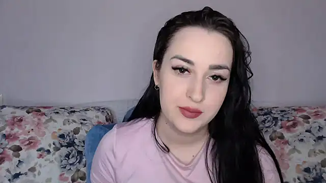 Snapshot of vitalina_freedom chatting on January 2025 12:05:02 PM vitalina freedom online show from January 2025 12:05:02 PM
