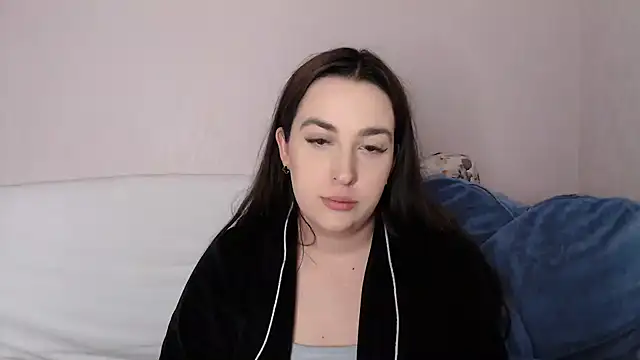 Snapshot of vitalina_freedom chatting on March 2025 12:35:02 PM vitalina freedom online show from March 2025 12:35:02 PM