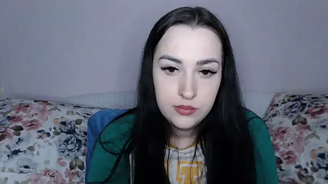 Snapshot of vitalina_freedom chatting on January 2025 02:47:01 PM vitalina freedom online show from January 2025 02:47:01 PM