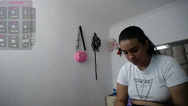 tiffany  pink online show from December 2025 09:16:02 PM