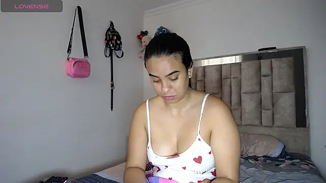 tiffany  pink online show from April 2026 03:17:01 PM