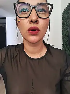 Fleurmeyer79 online show from June 2026 03:18:02 PM