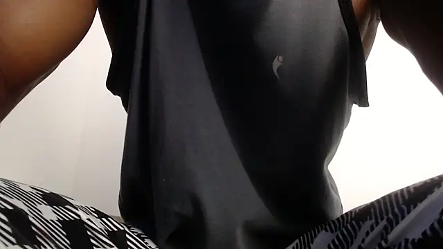 Snapshot of drake_brwon_23 chatting on November 2025 02:33:02 PM drake brwon 23 online show from November 2025 02:33:02 PM