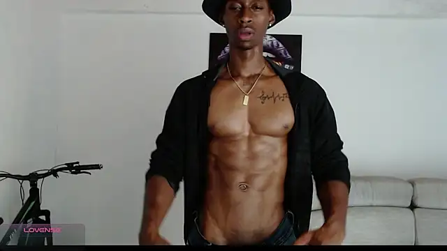 Snapshot of drake_brwon_23 chatting on May 2026 09:02:01 AM drake brwon 23 online show from May 2026 09:02:01 AM