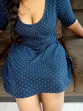 Snapshot of Mounika25 chatting on March 2025 09:18:02 PM Mounika25 online show from March 2025 09:18:02 PM