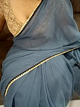 Snapshot of Mounika25 chatting on October 2025 05:54:02 PM Mounika25 online show from October 2025 05:54:02 PM