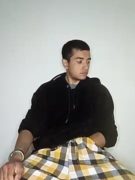 Thick Cock online show from October 2025 03:30:02 AM