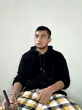 Thick Cock online show from October 2025 03:27:02 AM