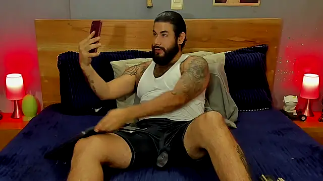 Snapshot of Prometeo-grizzly chatting on November 2025 12:59:02 AM Prometeo-grizzly online show from November 2025 12:59:02 AM