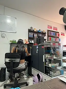  alabina  online show from January 2026 02:43:02 PM