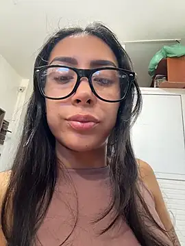  alabina  online show from March 2026 07:09:01 PM