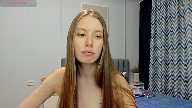 Snapshot of Peggy_Beauty chatting on January 2025 09:31:01 PM Peggy Beauty online show from January 2025 09:31:01 PM
