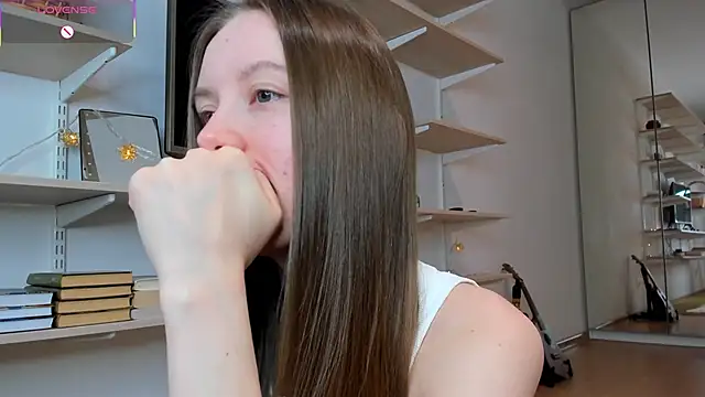 Peggy Beauty online show from March 2026 05:15:01 AM