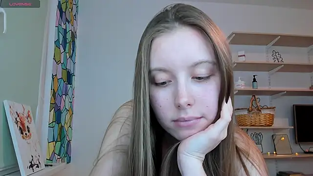Snapshot of Peggy_Beauty chatting on October 2025 07:49:01 PM Peggy Beauty online show from October 2025 07:49:01 PM