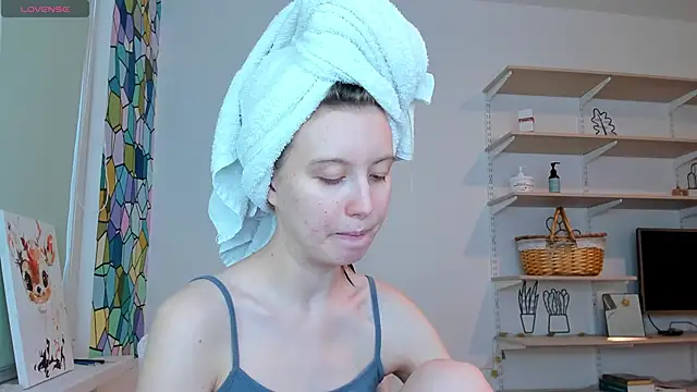 Snapshot of Peggy_Beauty chatting on October 2025 02:29:02 PM Peggy Beauty online show from October 2025 02:29:02 PM
