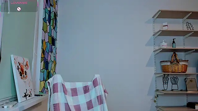 Snapshot of Peggy_Beauty chatting on October 2025 05:26:02 PM Peggy Beauty online show from October 2025 05:26:02 PM