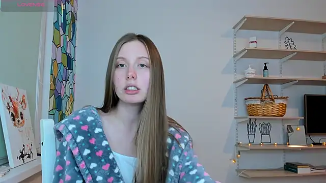 Snapshot of Peggy_Beauty chatting on September 2025 04:03:02 PM Peggy Beauty online show from September 2025 04:03:02 PM