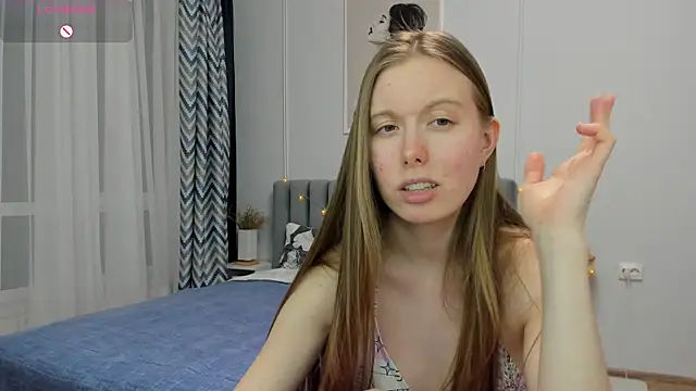 Snapshot of Peggy_Beauty chatting on February 2025 12:09:01 AM Peggy Beauty online show from February 2025 12:09:01 AM
