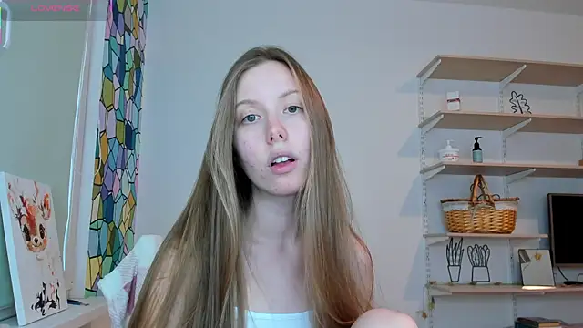 Snapshot of Peggy_Beauty chatting on September 2025 04:19:02 AM Peggy Beauty online show from September 2025 04:19:02 AM