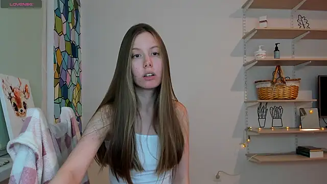 Snapshot of Peggy_Beauty chatting on September 2025 10:28:02 PM Peggy Beauty online show from September 2025 10:28:02 PM