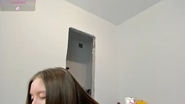 Peggy Beauty online show from April 2026 06:23:01 PM