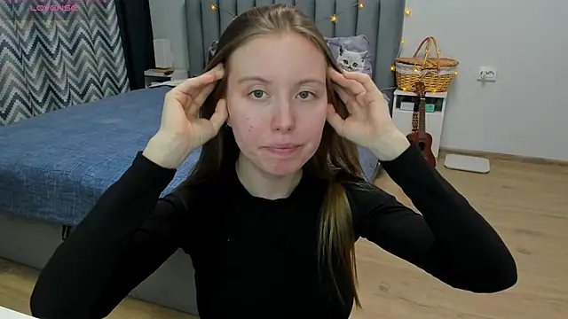 Snapshot of Peggy_Beauty chatting on March 2025 11:17:02 PM Peggy Beauty online show from March 2025 11:17:02 PM