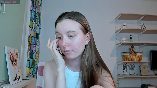 Snapshot of Peggy_Beauty chatting on October 2025 09:47:01 PM Peggy Beauty online show from October 2025 09:47:01 PM