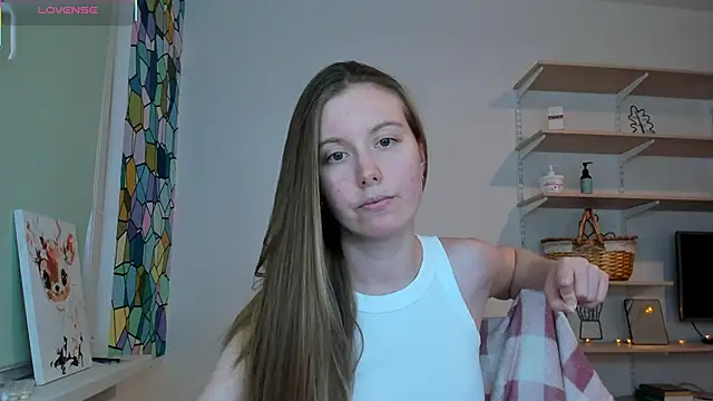 Snapshot of Peggy_Beauty chatting on November 2025 02:17:01 PM Peggy Beauty online show from November 2025 02:17:01 PM