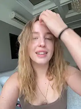 Nura n Sarah online show from November 2025 05:17:02 AM