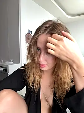 Nura n Sarah online show from November 2025 03:22:01 AM