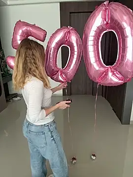 Nura n Sarah online show from April 2026 05:36:01 AM