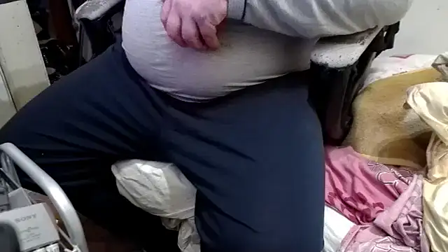 tipko123 online show from November 2025 07:25:01 PM