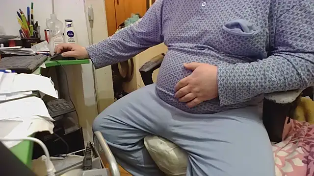 tipko123 online show from December 2025 04:16:01 PM