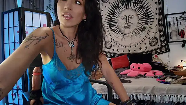 Snapshot of iammistress chatting on October 2025 04:32:02 PM iammistress online show from October 2025 04:32:02 PM