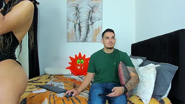 Rose dom online show from December 2024 05:00:01 PM