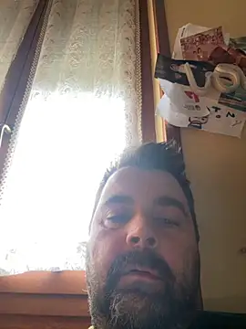 Snapshot of h4cAlex chatting on November 2025 01:22:02 PM h4cAlex online show from November 2025 01:22:02 PM