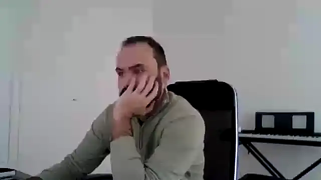 Snapshot of joaodias_97 chatting on February 2026 12:15:02 PM joaodias 97 online show from February 2026 12:15:02 PM