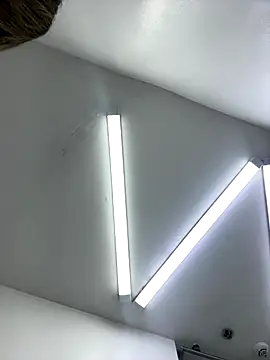 alicee16 online show from November 2025 03:48:01 PM