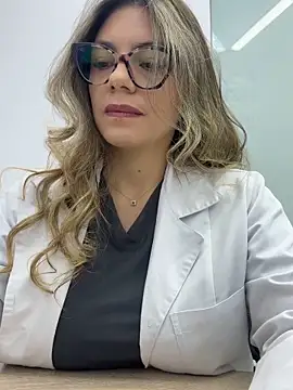 alicee16 online show from January 2026 04:32:01 PM