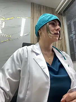 alicee16 online show from March 2026 04:12:02 PM