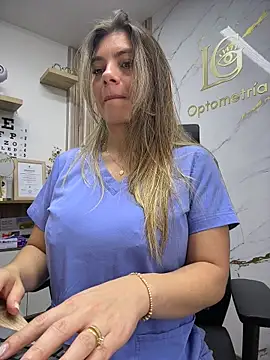 alicee16 online show from March 2026 05:47:02 PM