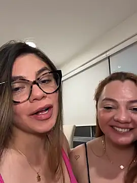 Snapshot of alicee16 chatting on September 2025 03:29:01 AM alicee16 online show from September 2025 03:29:01 AM