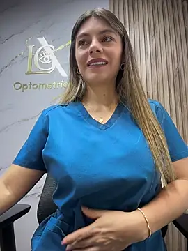 alicee16 online show from May 2026 07:11:01 PM