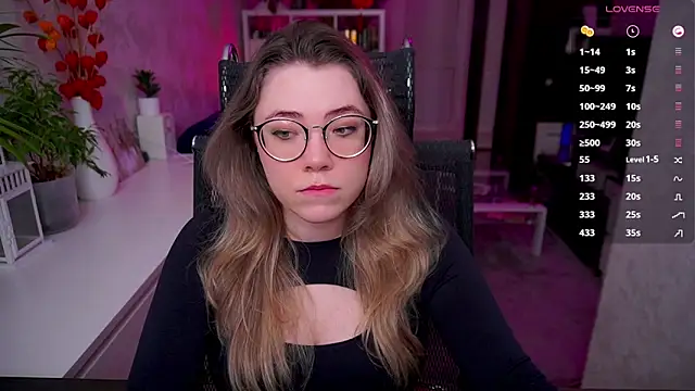 RemyCute online show from April 2026 04:46:02 PM