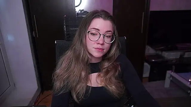 Snapshot of RemyCute chatting on June 2026 01:06:01 PM RemyCute online show from June 2026 01:06:01 PM