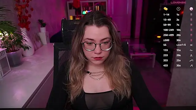 RemyCute online show from February 2026 02:52:01 PM