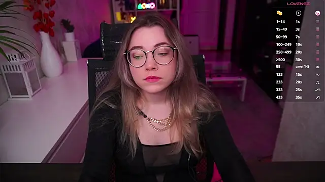 RemyCute online show from February 2026 06:07:02 PM