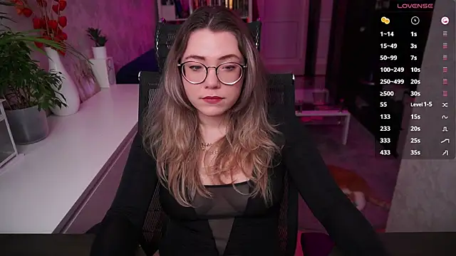 RemyCute online show from February 2026 05:23:02 PM